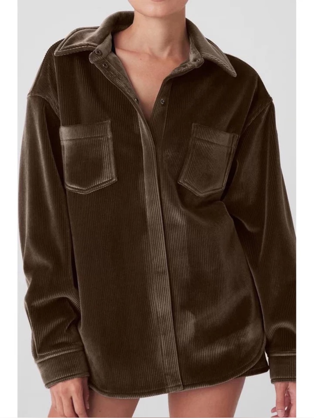 ALO Yoga
ALO Chocolate macchiato Ribbed Velour Mountain Side Shacket size L
